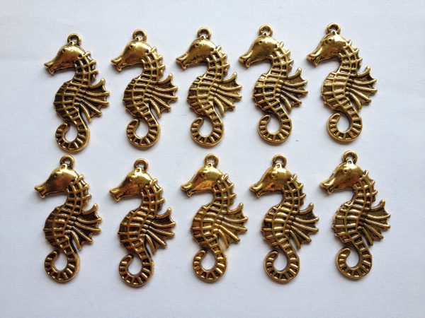 10 Gold metal seahorse charms