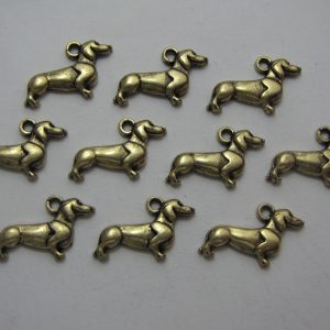 10 Bronze metal dog charms