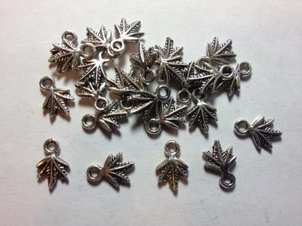 25 Silver metal leaf charms